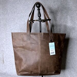 Elegant Brown Leather Tote Bag